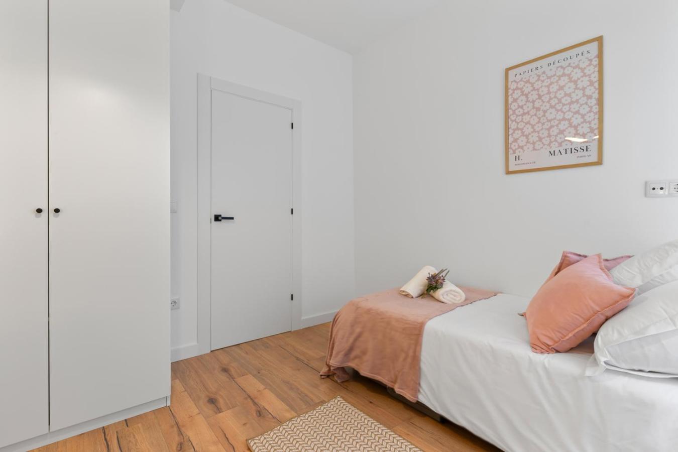 Matisse, Totalmente Reformado Y Modernista Apartment Gijon Exterior photo