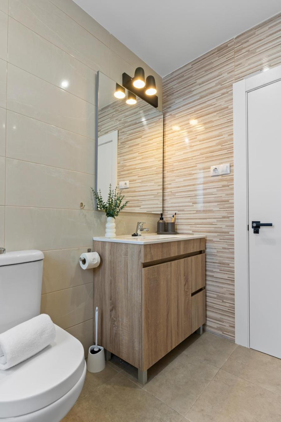 Matisse, Totalmente Reformado Y Modernista Apartment Gijon Exterior photo